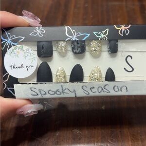Spooky season gel x nails